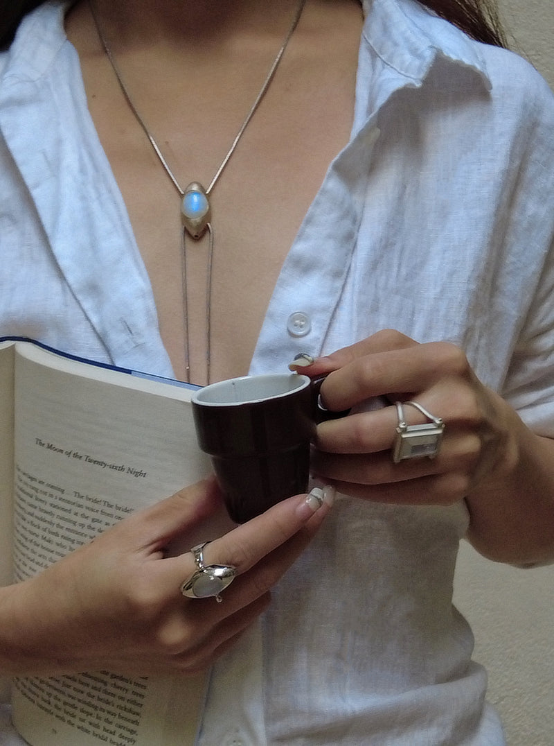 Iris Pendant - Moonstone