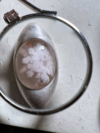 IRIS PENDANT - FLOWER AGATE PINK
