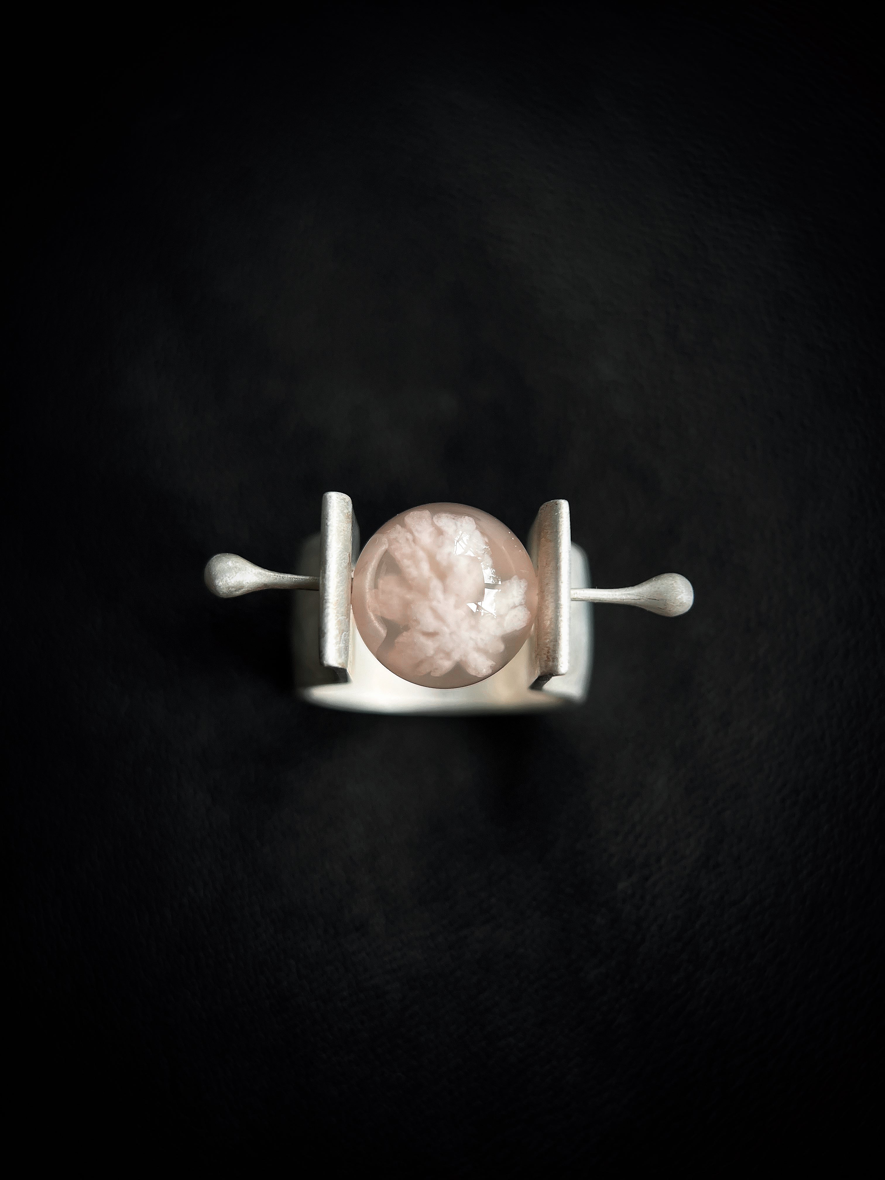 The Orbit Ring FA Pink Hyacinth