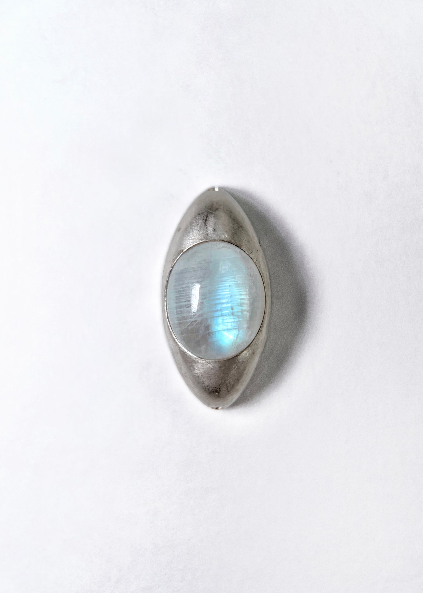 Iris Pendant - Moonstone